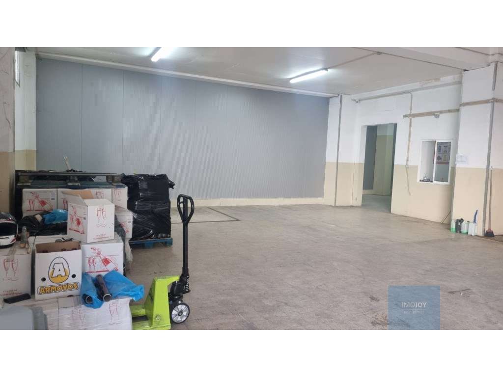 Armazém para Arrendamento na Portela - Grande imagem: 3/15