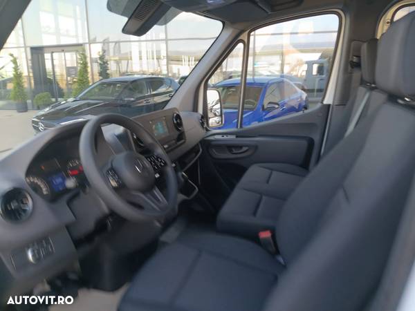 Mercedes-Benz Sprinter 317 cdi DoKa - 11