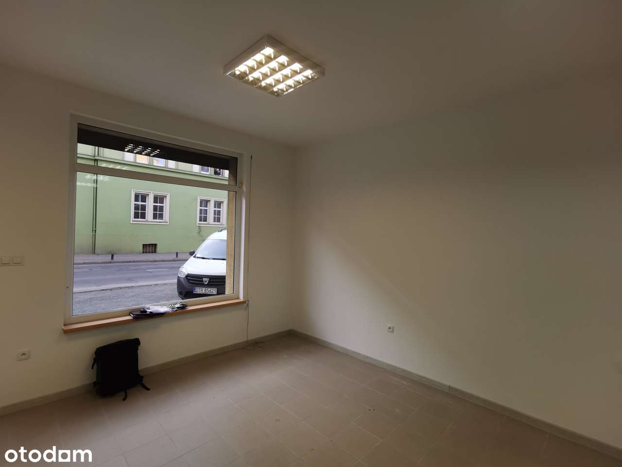 Lokal po kapitalnym remoncie ! Tylko 4600 zł/m2 ! Parking ! Obniżka ! - Pełny obrazek: 5/18