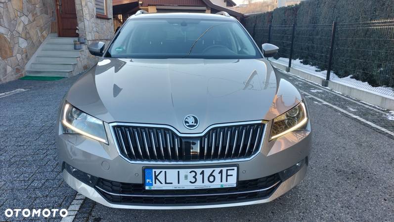 Skoda Superb 1.6 TDI Ambition DSG - 10