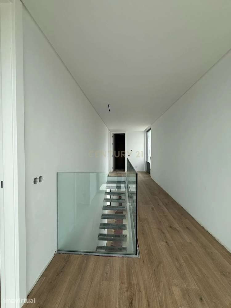 Moradia de Luxo T4 com Piscina - Sintra/Magoito-12