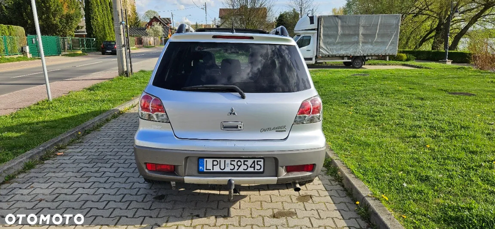 Mitsubishi Outlander 2.0 Sport 4WD - 3