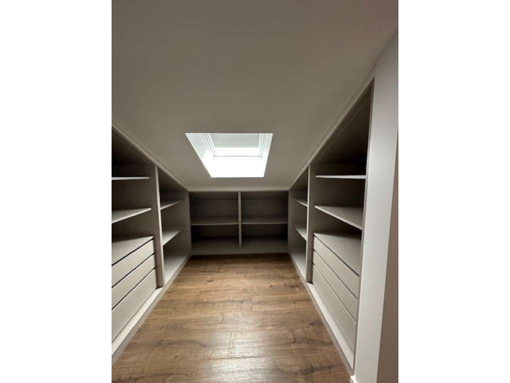 ALCOCHETE - T4 - DUPLEX DE LUXO - C/ TERRAÇO E GARAGEM/2 LUG.-14