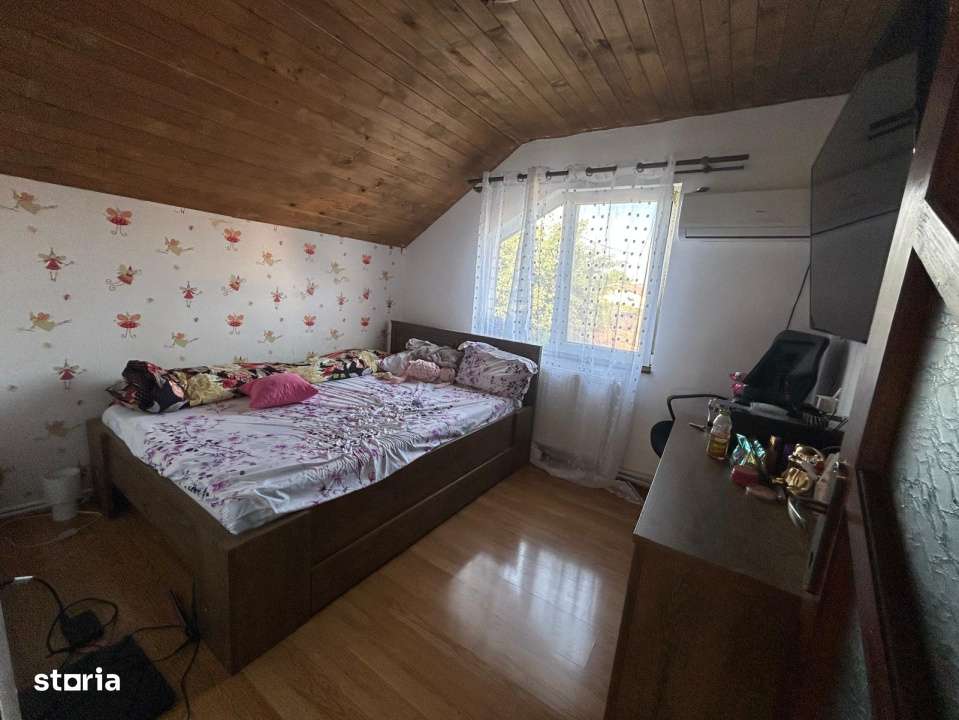 Casa P+M 190mp teren,115 mp utili ,cartier Bariera Valcii, zona Paring - Imagine principală: 3/8