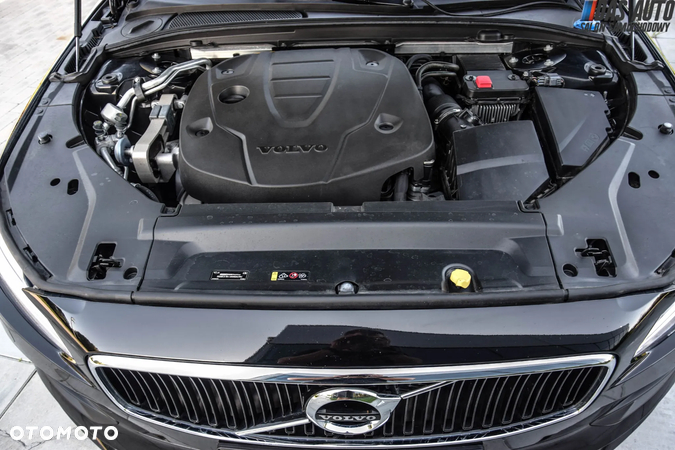 Volvo V90 D4 Geartronic Momentum Pro - 36