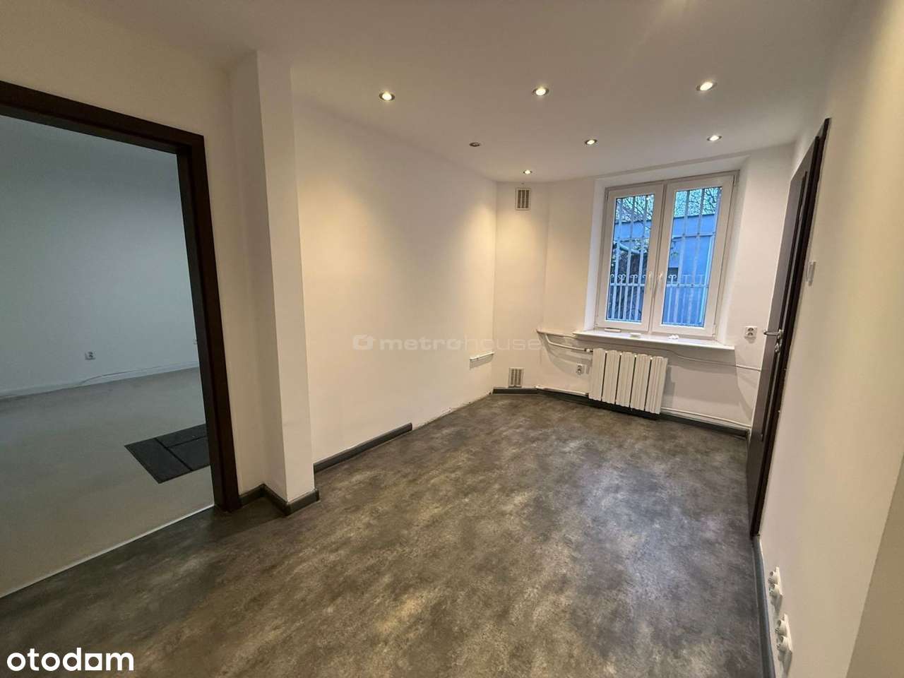 Budynek usługowo  mieszkalny ul: Broniewskiego 6-5