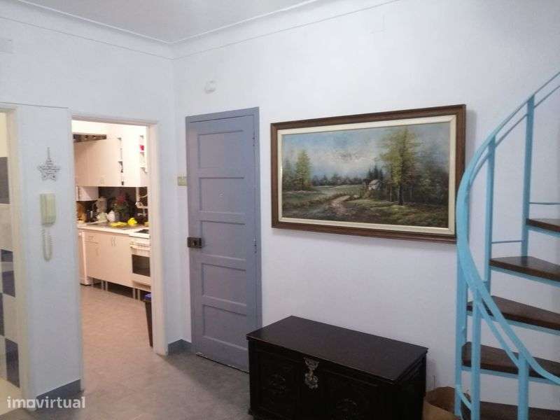 T2+1 com Charme e Lareira – A 1 Minuto da Estação do Entroncamento - Grande imagem: 5/8