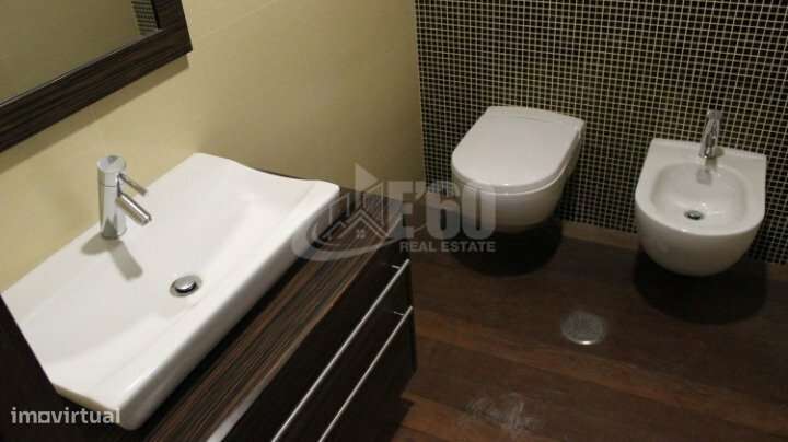 EXCELENTE MORADIA T4-20