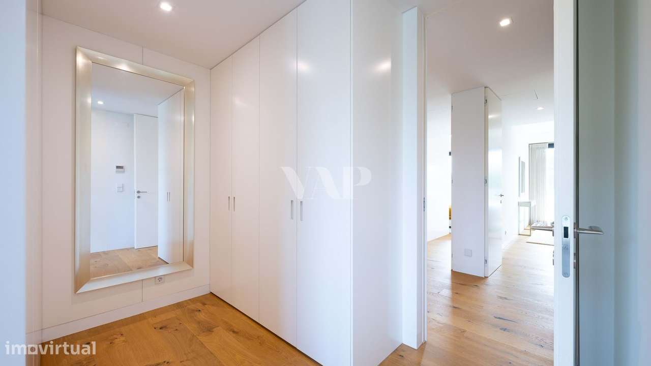 Apartamento T3 de Luxo com Piscina em Vilamoura-13