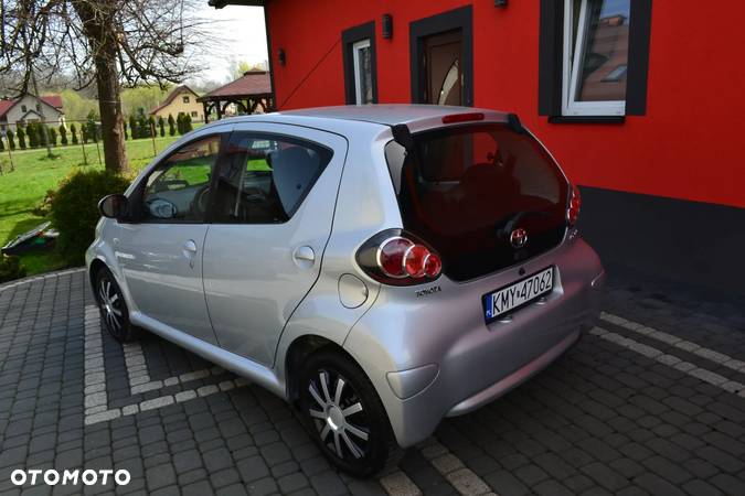 Toyota Aygo 1.0 VVT-i - 18