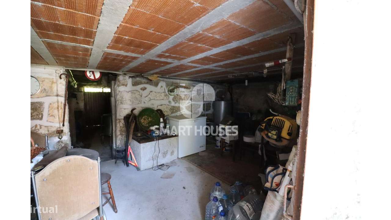 Moradia T2 Couto do Mosteiro c/ terreno-18