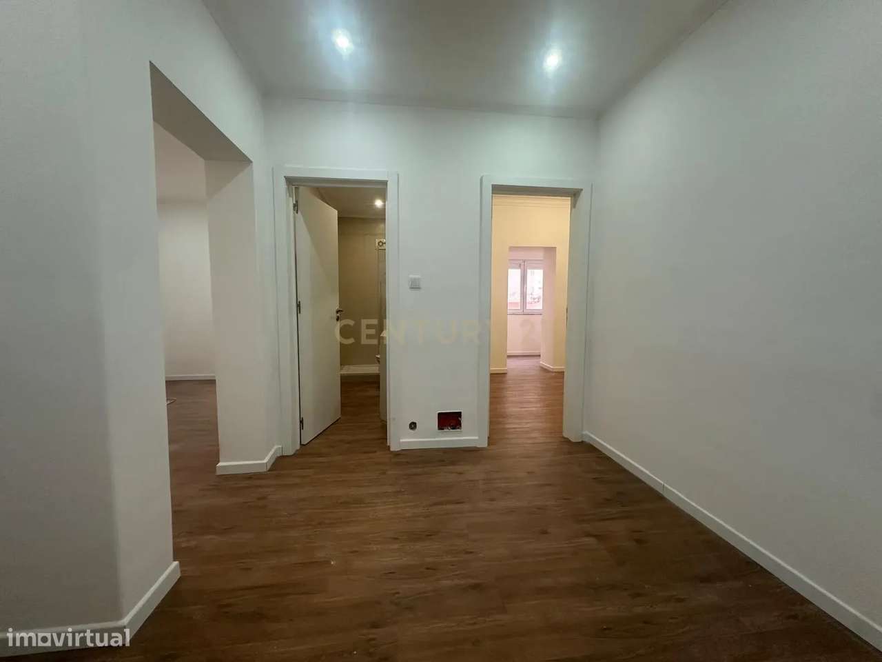 Apartamento Totalmente Remodelado em Moscavide - Grande imagem: 3/18