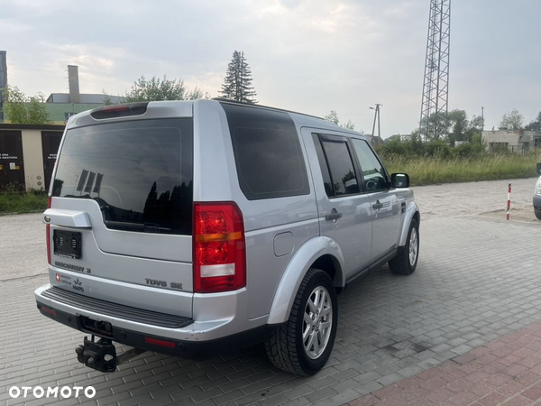 Land Rover Discovery IV 2.7D V6 SE - 3