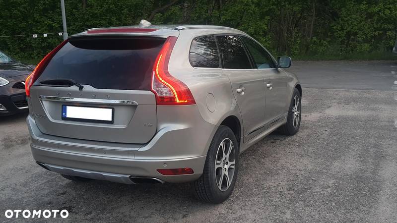 Volvo XC 60 T6 Drive-E Summum - 6