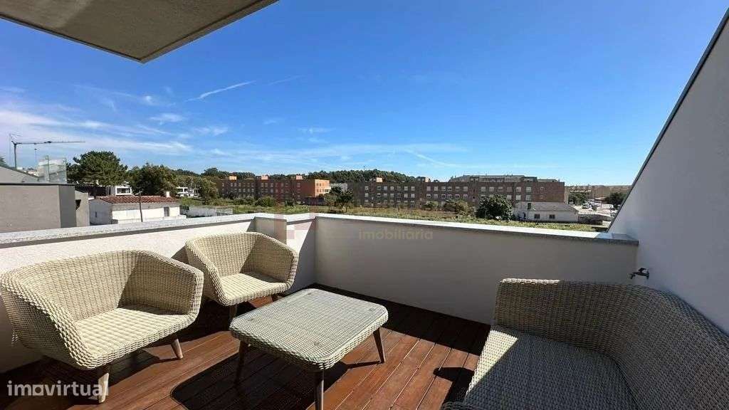 Moradia de Luxo com Piscina Aquecida Praia da Madalena-27