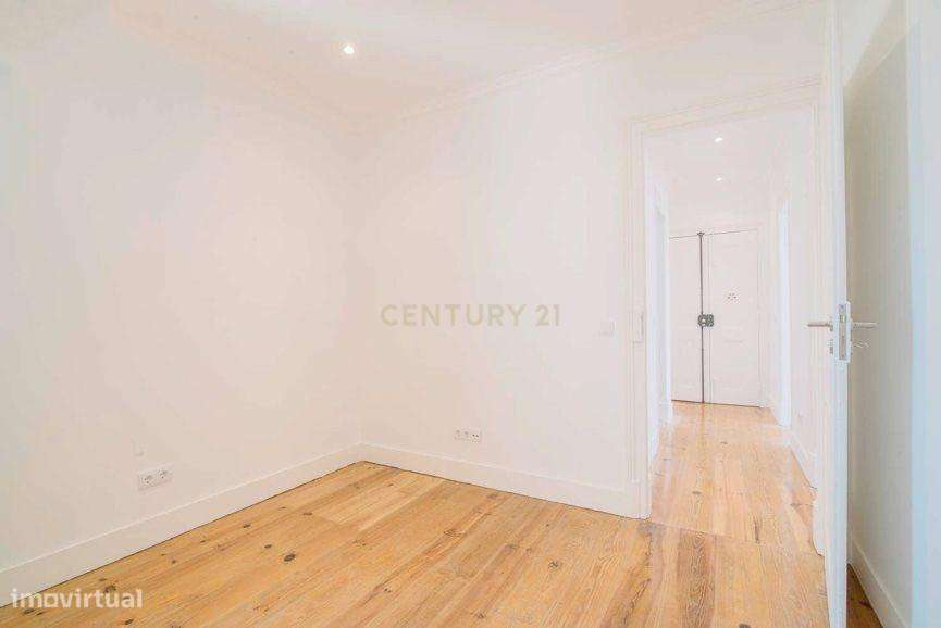 Apartamento T3 para Arrendamento na Ajuda – Lisboa - Grande imagem: 5/18