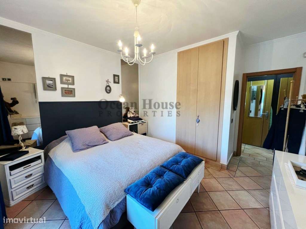 Apartamento com 3 quartos, piscina e garagem em Almancil.-10