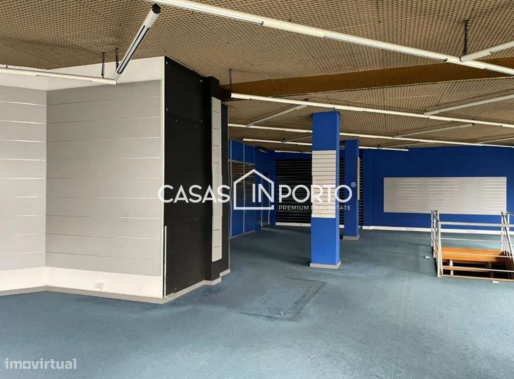 Loja junto ao  Metro Marquês - Grande imagem: 5/12