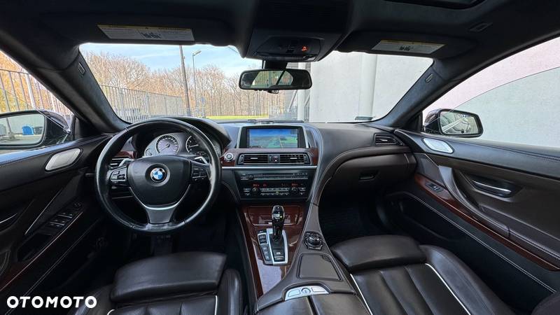 BMW Seria 6 650i xDrive - 7