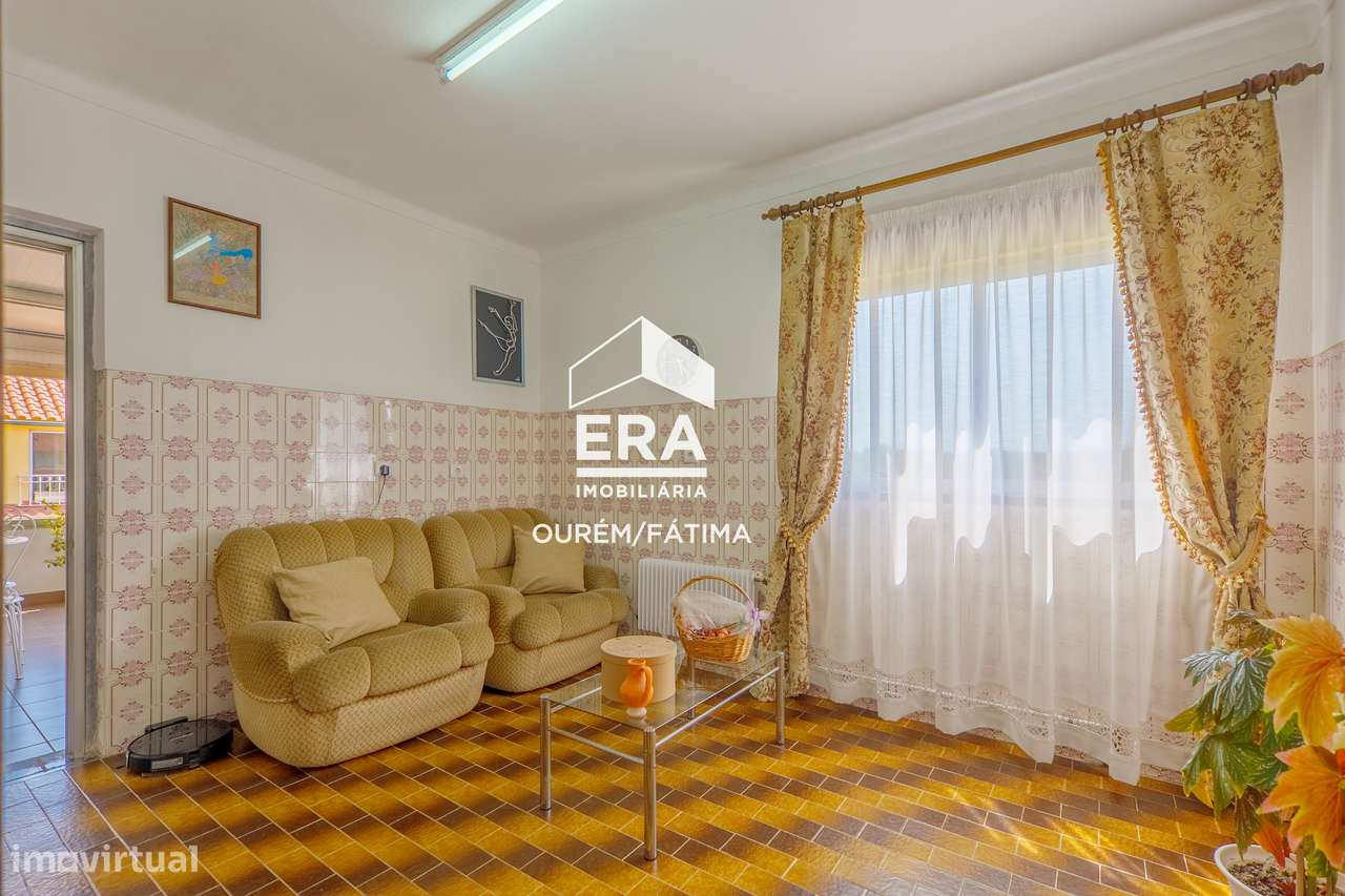 Moradia T5, Rio de Couros, Ourém-37