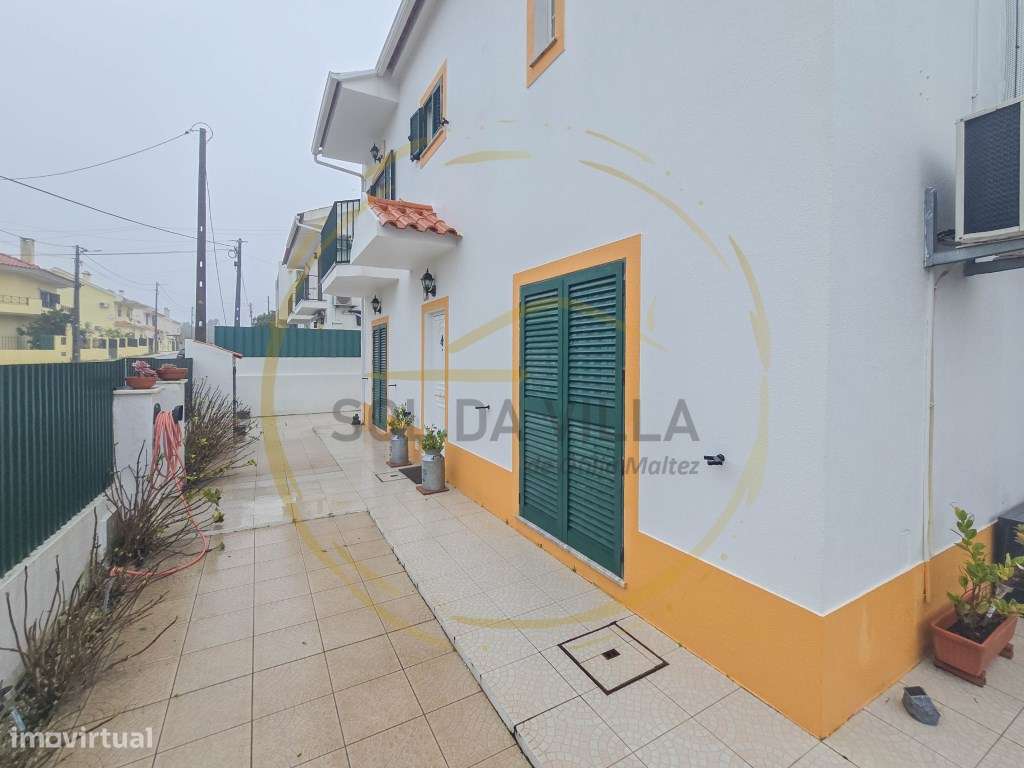 Moradia Geminada T3+2 com garagem - Quinta do Conde - 395.000€-29