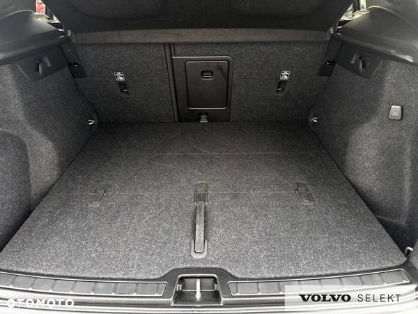 Volvo XC 40 - 31