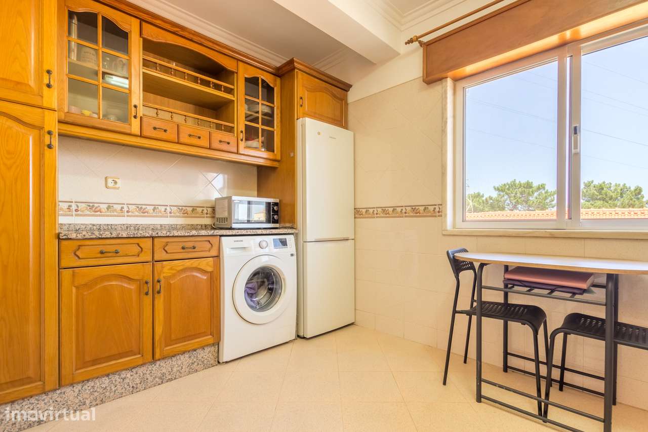 Apartamento T2 na Quinta do Conde-8