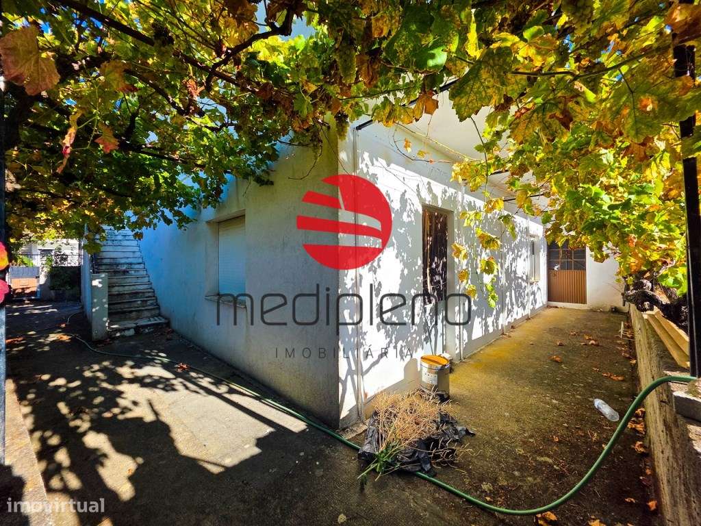 MORADIA T4 C/ GARAGEM-19