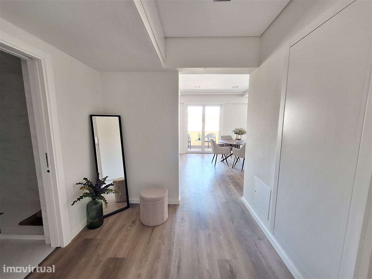 Apartamento T3 | Benfica, Bairro Sta. Cruz-7