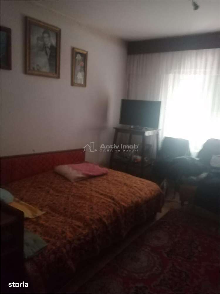 Casa P+E, teren  207 mp, zona centrala, pretabila - clinica, birouri, - Imagine principală: 5/5