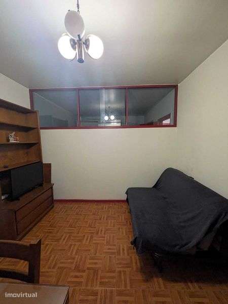 ARRENDA-SE T1 - Av. República | V. N. Gaia - Grande imagem: 5/7