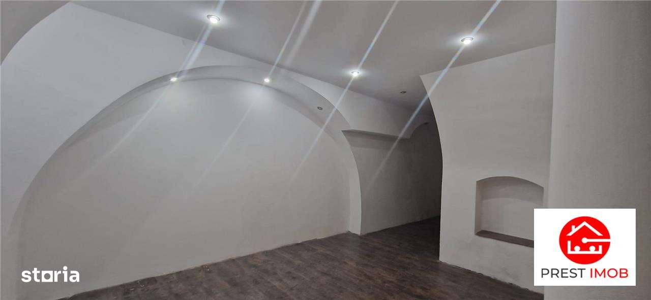 De vanzare spatiu comercial in Centru - Imagine principală: 4/4