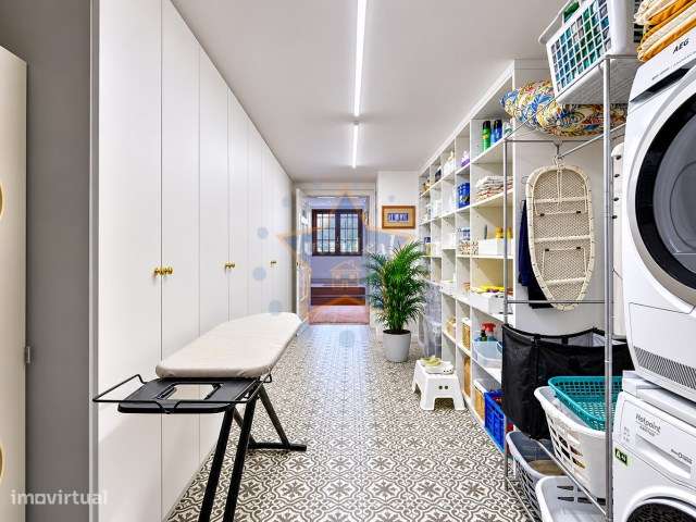 Moradia T4 com 4 casas de banho e jardim-11