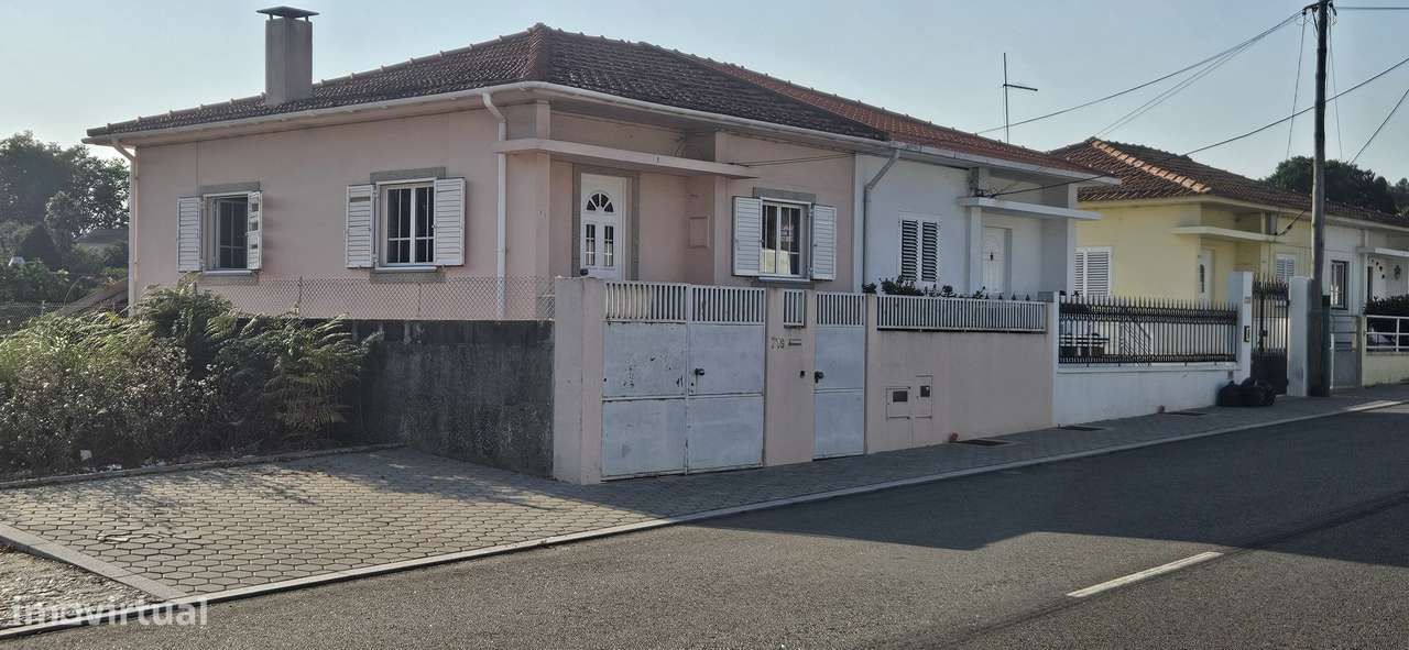 Moradia T3 em Arcozelo, Vila Nova de Gaia-28