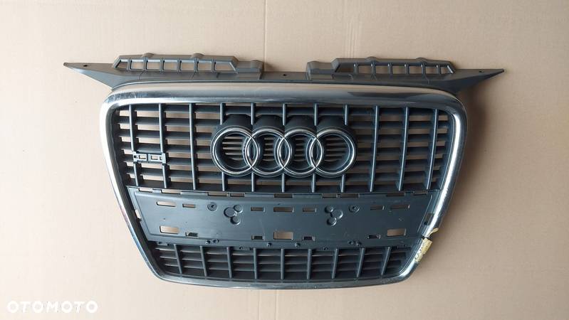 ATRAPA GRILL AUDI A3 8P LIFT 05-08 S-LINE USZKODZONY CHROM - 2