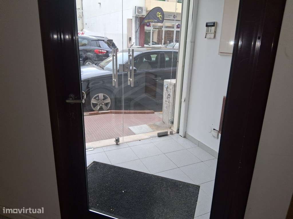 Loja destinada a comercio, central, Faro, Algarve - Grande imagem: 3/20