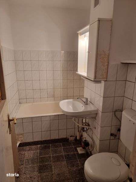 Închiriez apartament cu doua camere - Imagine principală: 4/4