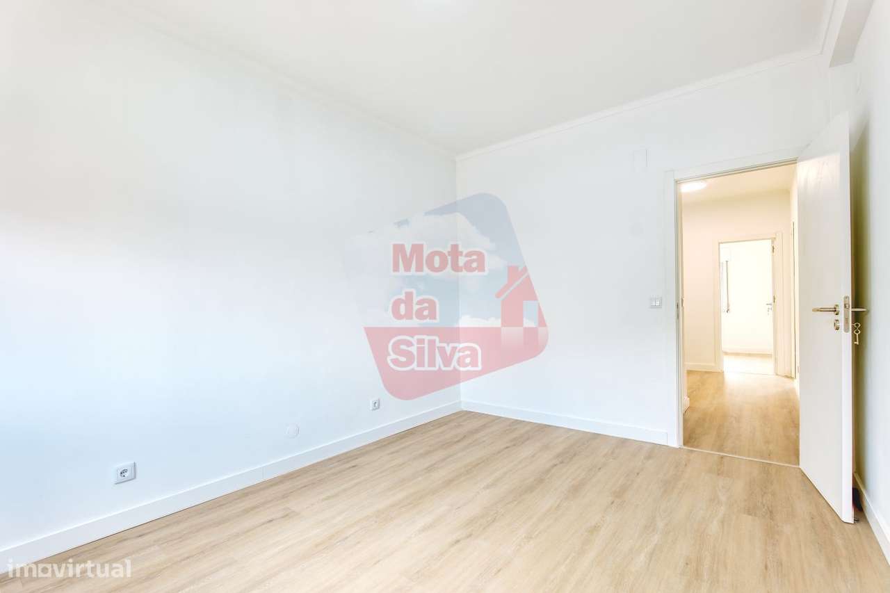 Magnífico e Moderno Apartamento T3- Totalmente Remodelado-17