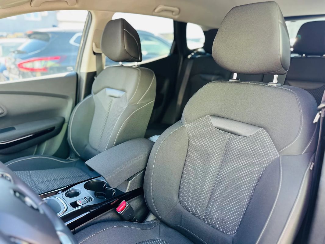 Renault Kadjar TCe EDC GPF Zen - 28