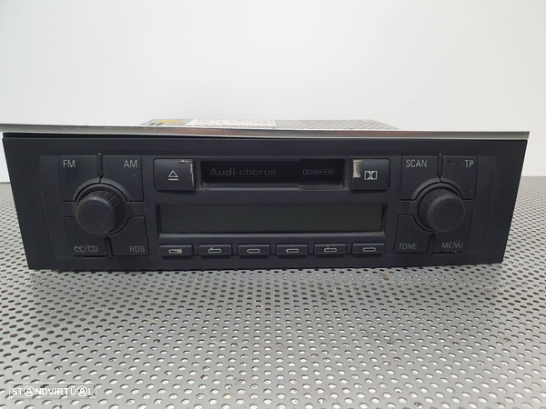 Auto Radio Audi A4 (8E2, B6) - 2