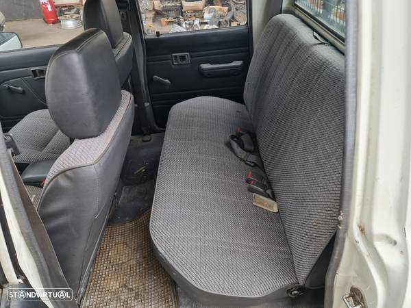 Toyota hilux 2.4D  ano 1992  para peças REF. 2L - 4