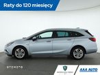 Opel Astra - 3