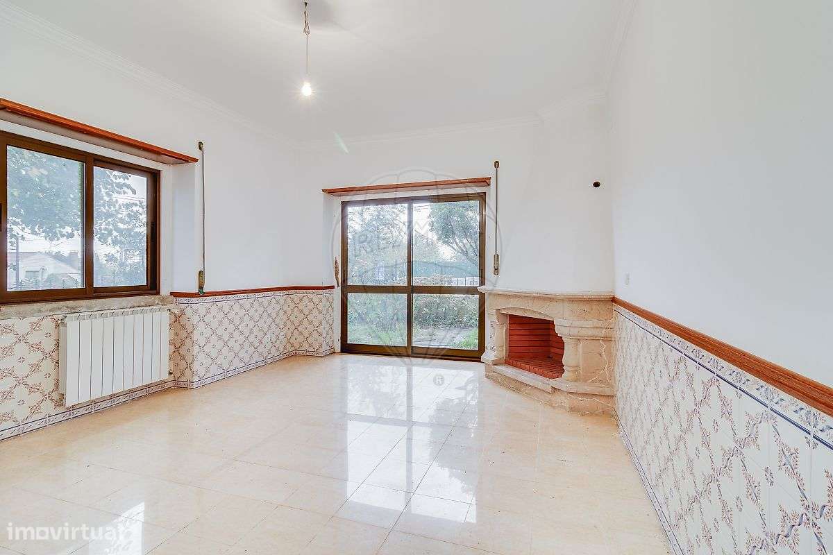 Moradia T8 para venda-5