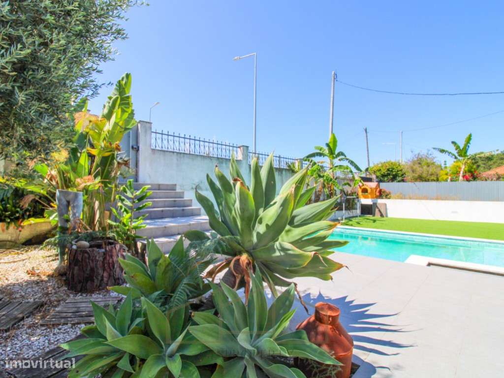 Moradia Térrea Isolada T3 - Lote de 596m2 na Aroeira-52