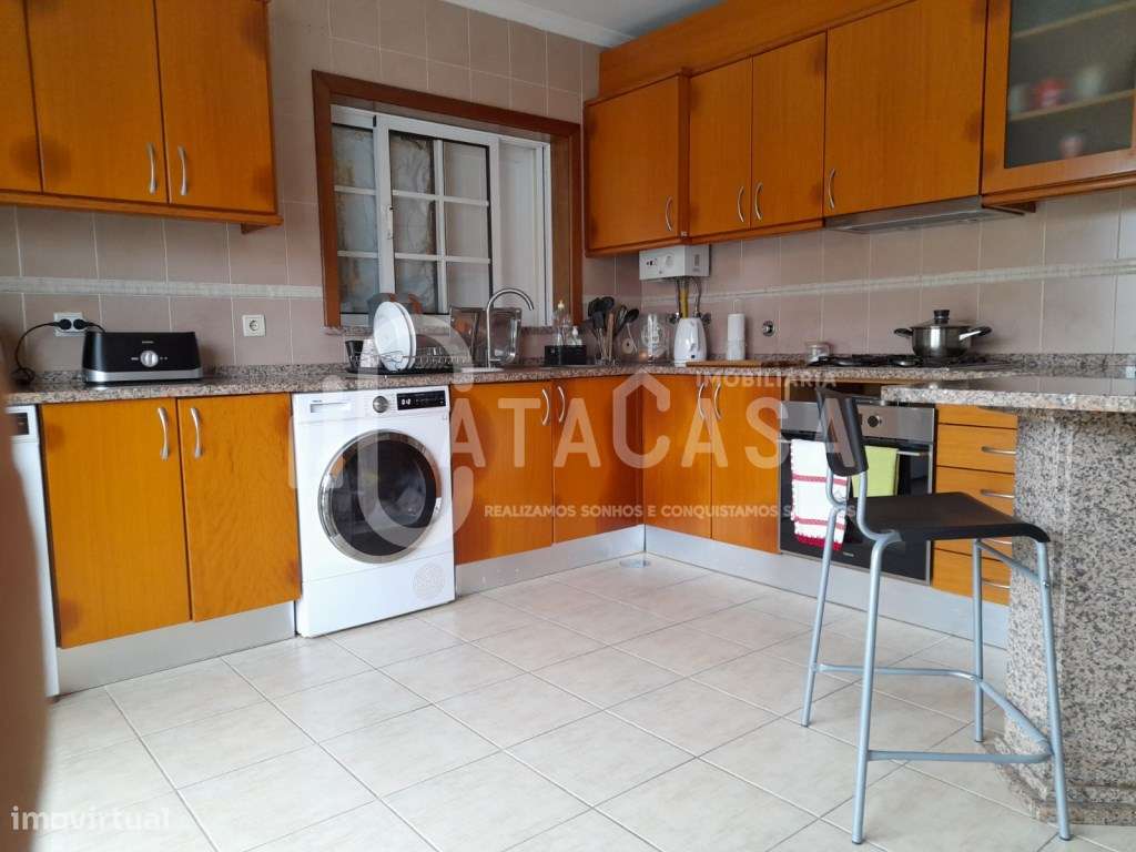 Andar Moradia T2 para arrendamento em Fermentelos - Grande imagem: 5/19