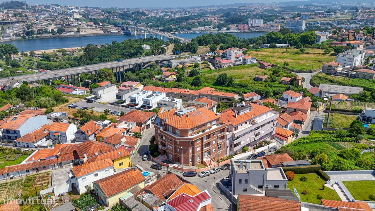 Apartamento T1 para Remodelação-18