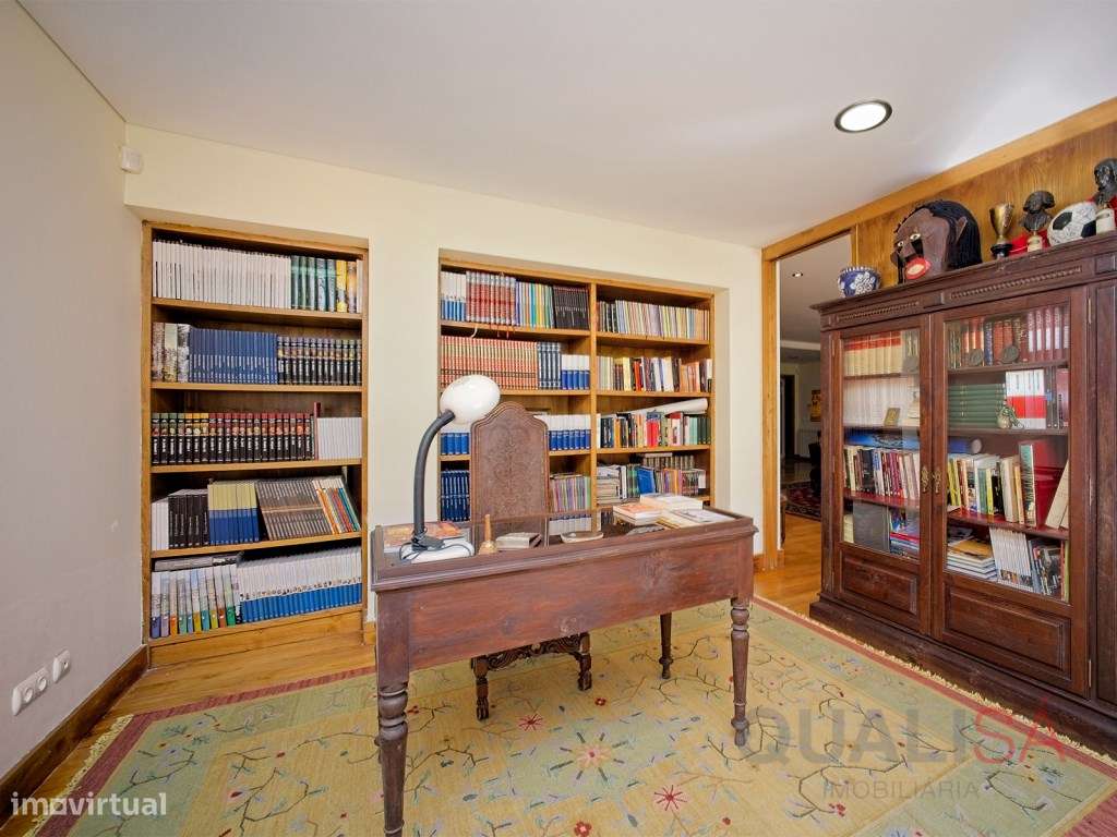 Moradia com piscina, jardim e bosque localizada na Encosta do Bom J...-21