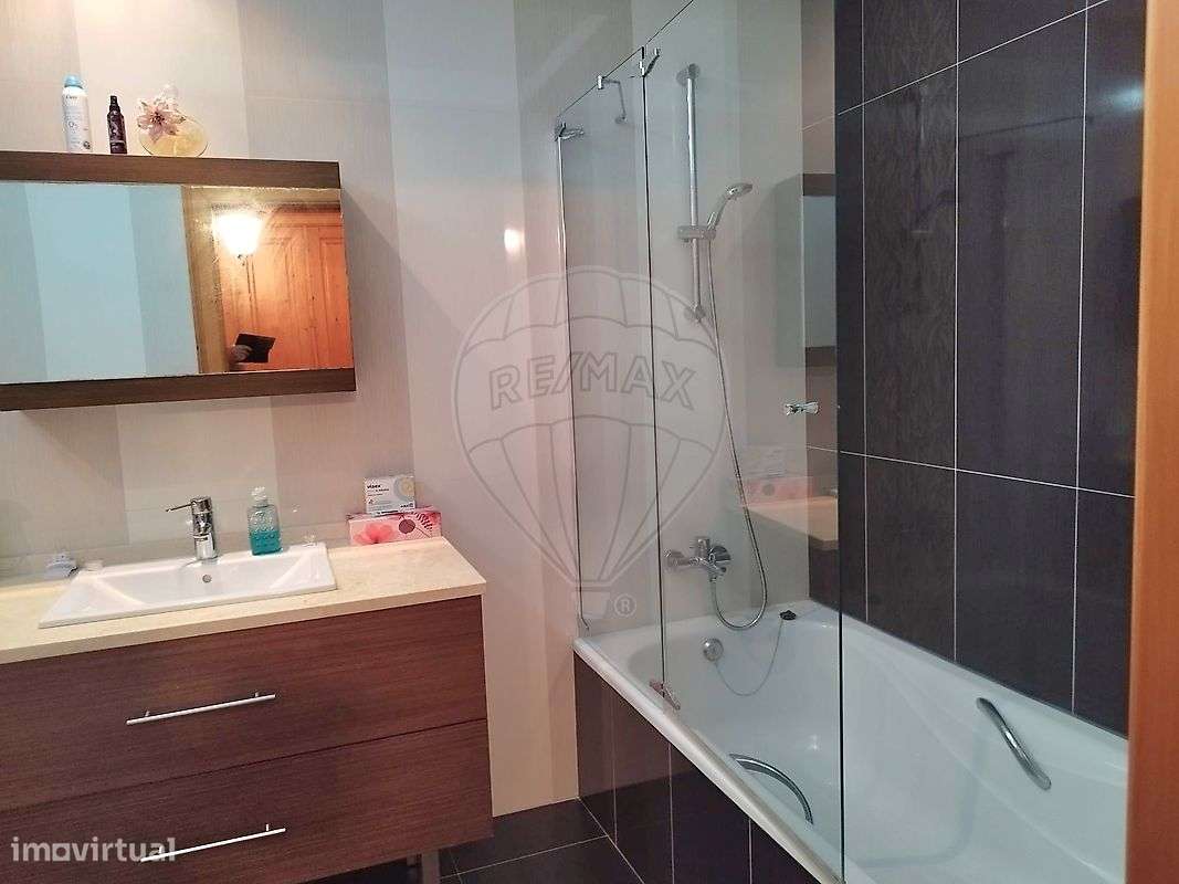 Moradia T4 para venda-23