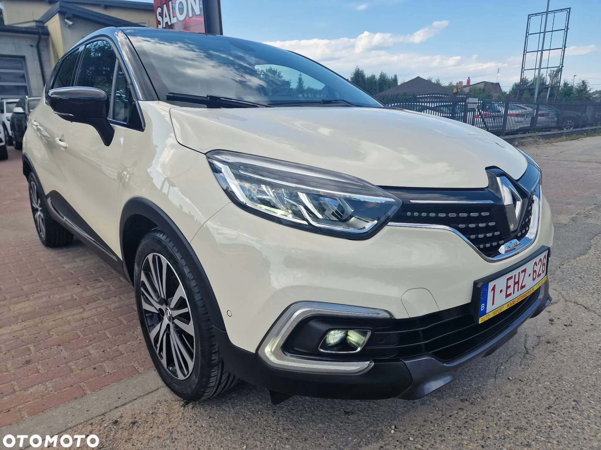 Renault Captur 1.2 Energy TCe Initiale Paris EDC - 4