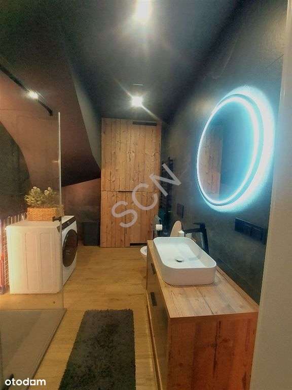 Lokalizacja w samym sercu Wawra-7